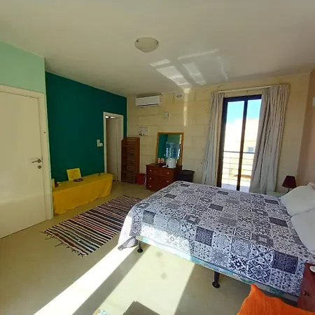 Πανσιόν Paradise Gardens 2*