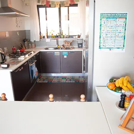 Πανσιόν Paradise Gardens 2*