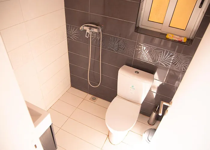 Paradise Gardens Gasthuis 2*